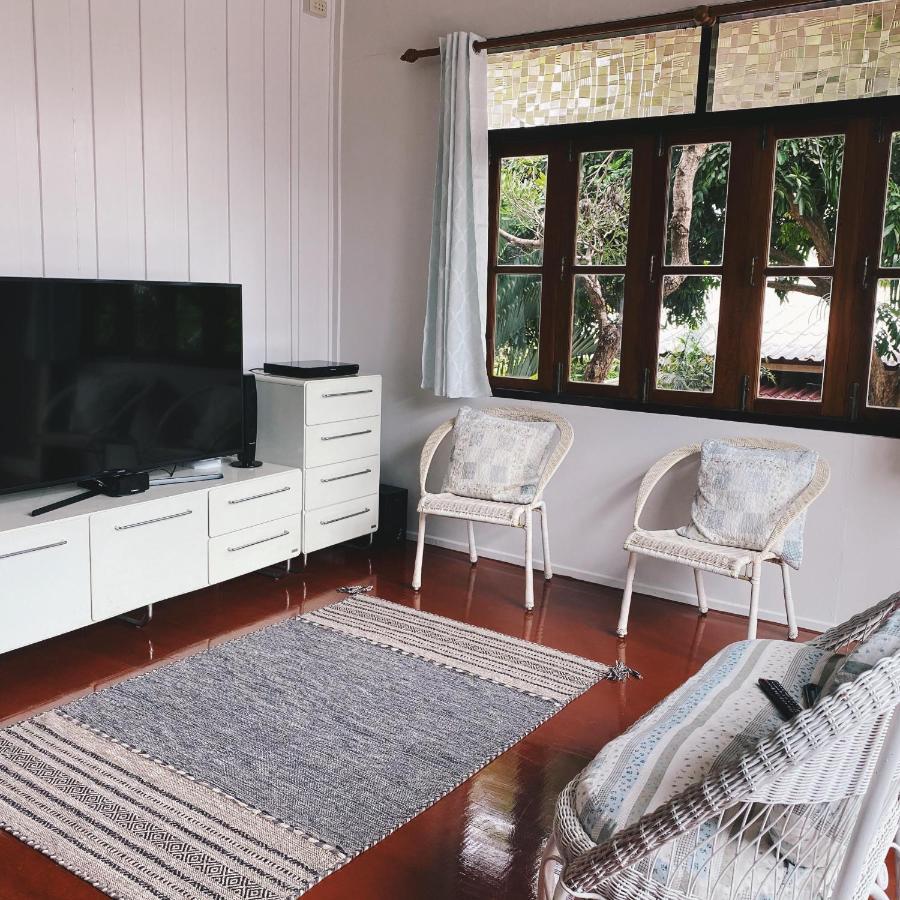 Banya Bnb ที่พักบ้านย่าบีแอนด์บี เมืองประจวบฯ Prachuap Khiri Khan Exterior photo